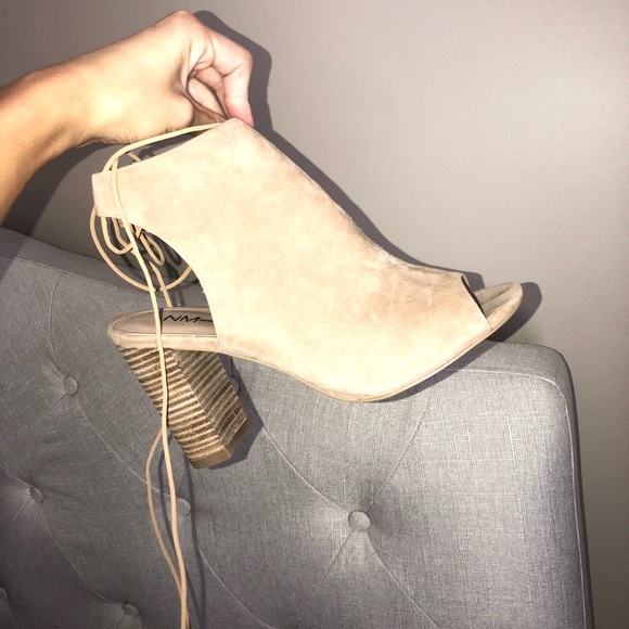 peep toe heels🌟🌟🌟 - Picture 1 of 6